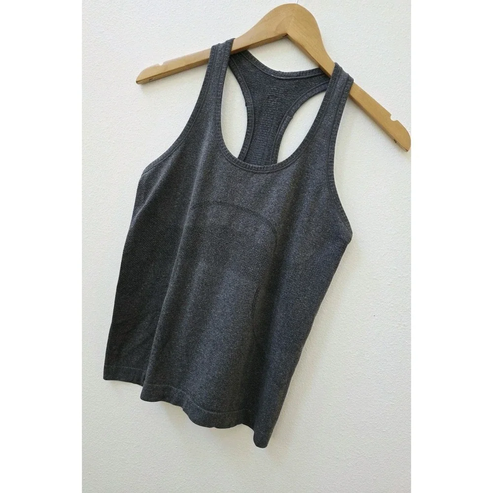 Lululemon Swiftly Tech Racerback Tank Top Women's Size 6 Gray